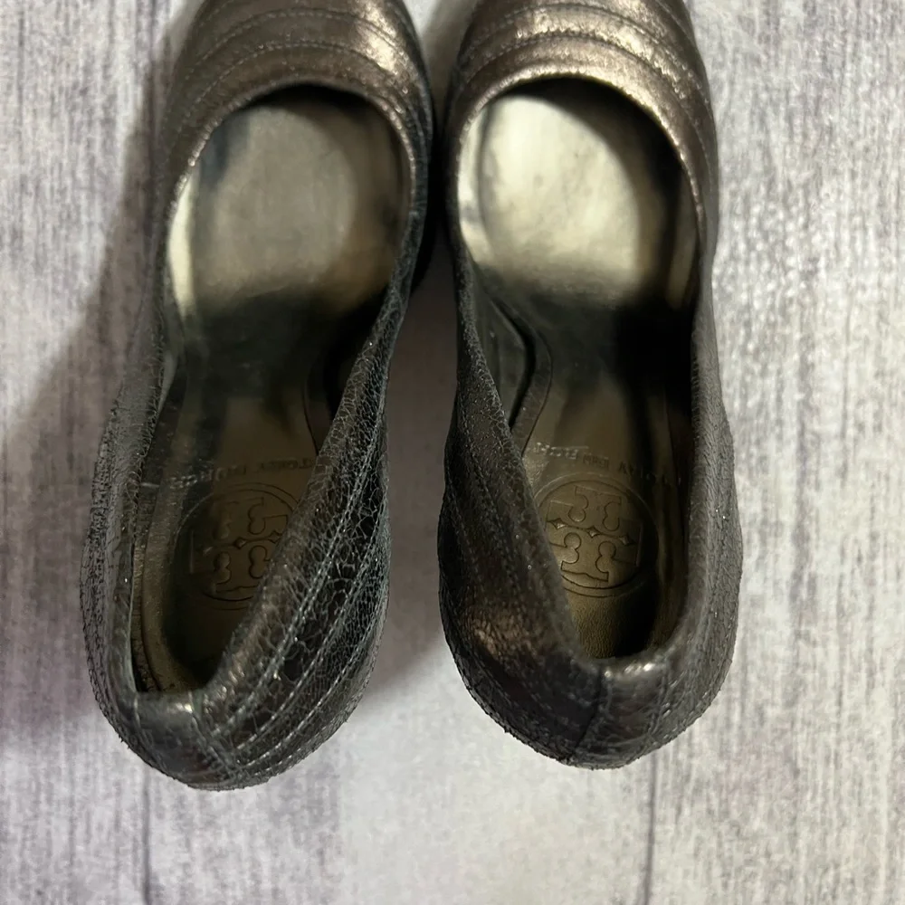 AUTHENTIC TORY BURCH HARTLEY HEELS SIZE 7.5M METALLIC